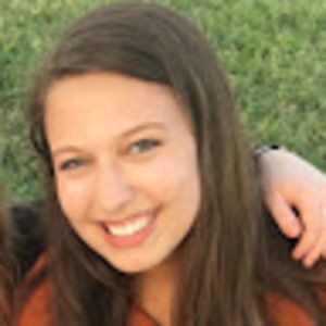 Meet your Posher, Olivia